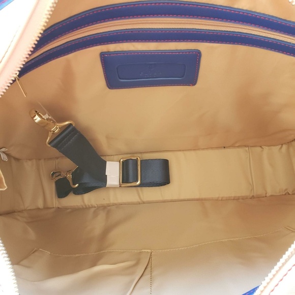 NWT: Elegant Cream and Blue Multi-purpose bag - Picture 4 of 5